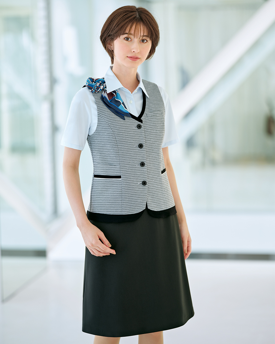 【スタイルが際立つ◎】LV × ストライプアクセントニットドレス louis-vuitton-ruffle-trim-a-