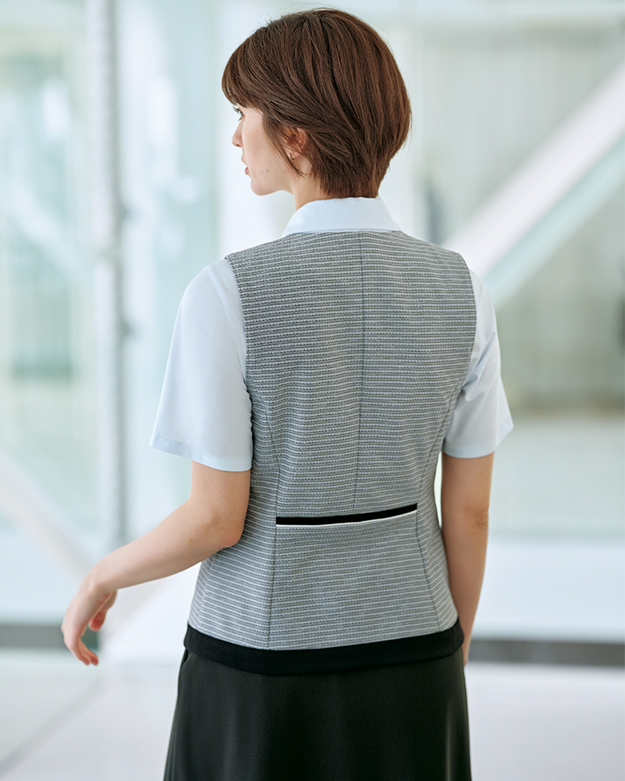 美品/レコパン LES COPAINS blue 美形大人ベスト 44号(11号Lサイズ相当) グレー ストライプ ウール混 伊製 春秋向け 売れ筋商品|||トップス レディース ミックス・サマーニット】レディスベスト | ユニフォーム総合