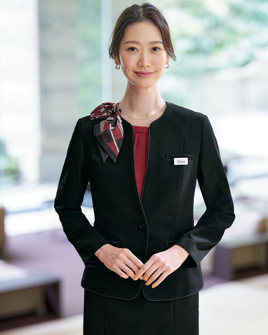 人気の事務服・オフィス服ならサーヴォの公式通販サイト