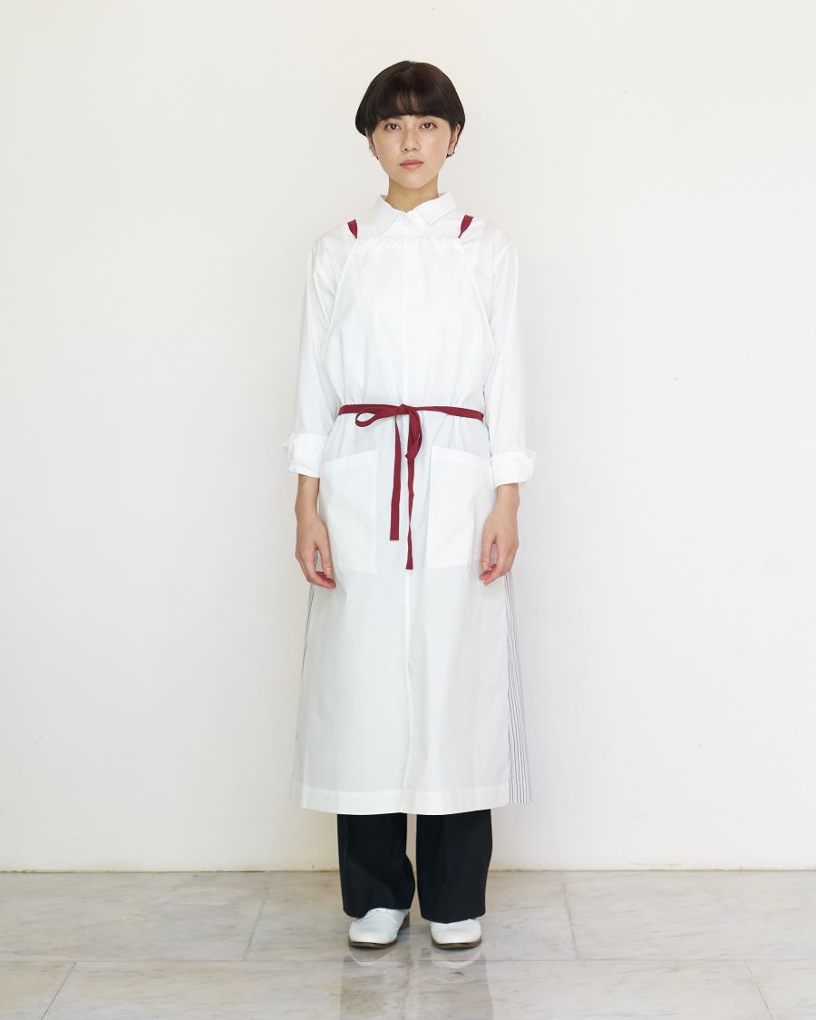 RASHIKI ストライプ柄エプロンドレス | ユニフォーム総合メーカーの