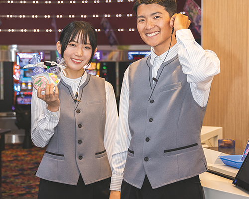 パチンコ店制服の選び方｜おすすめの機能とデザインで快適に